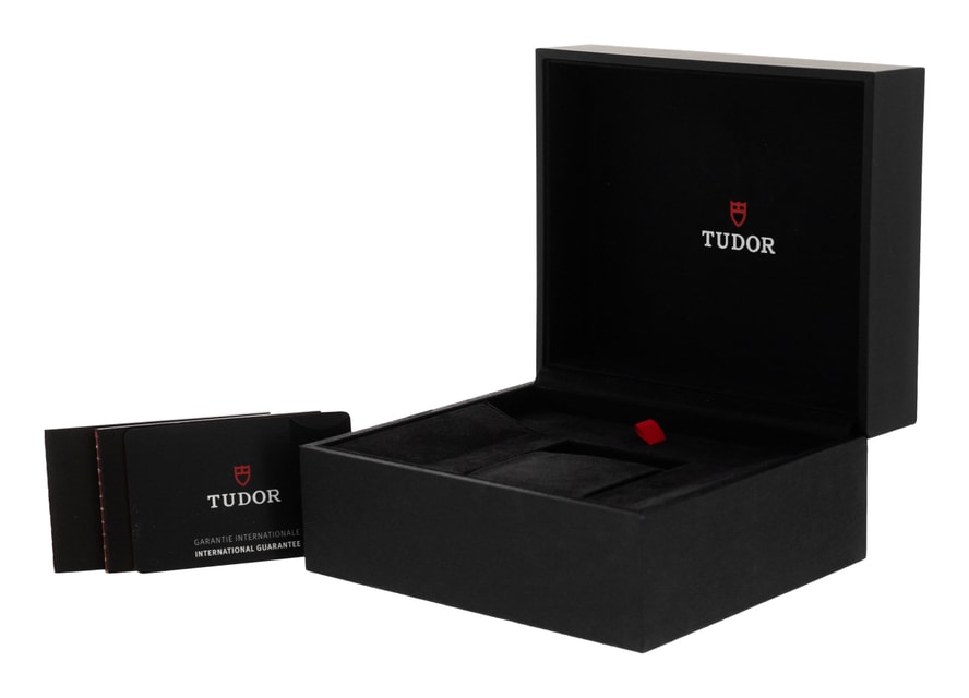 Tudor Black Bay M79663-0001 Image 4